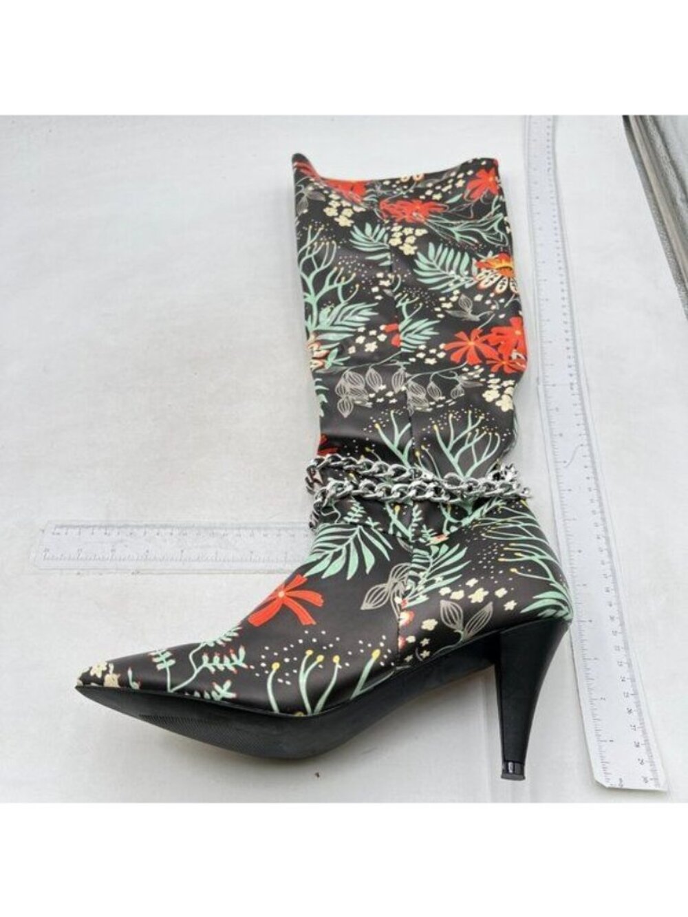 Women's  Leather Pointed-Toe Stiletto Knee High Booties Sexy Metal Chain Decor